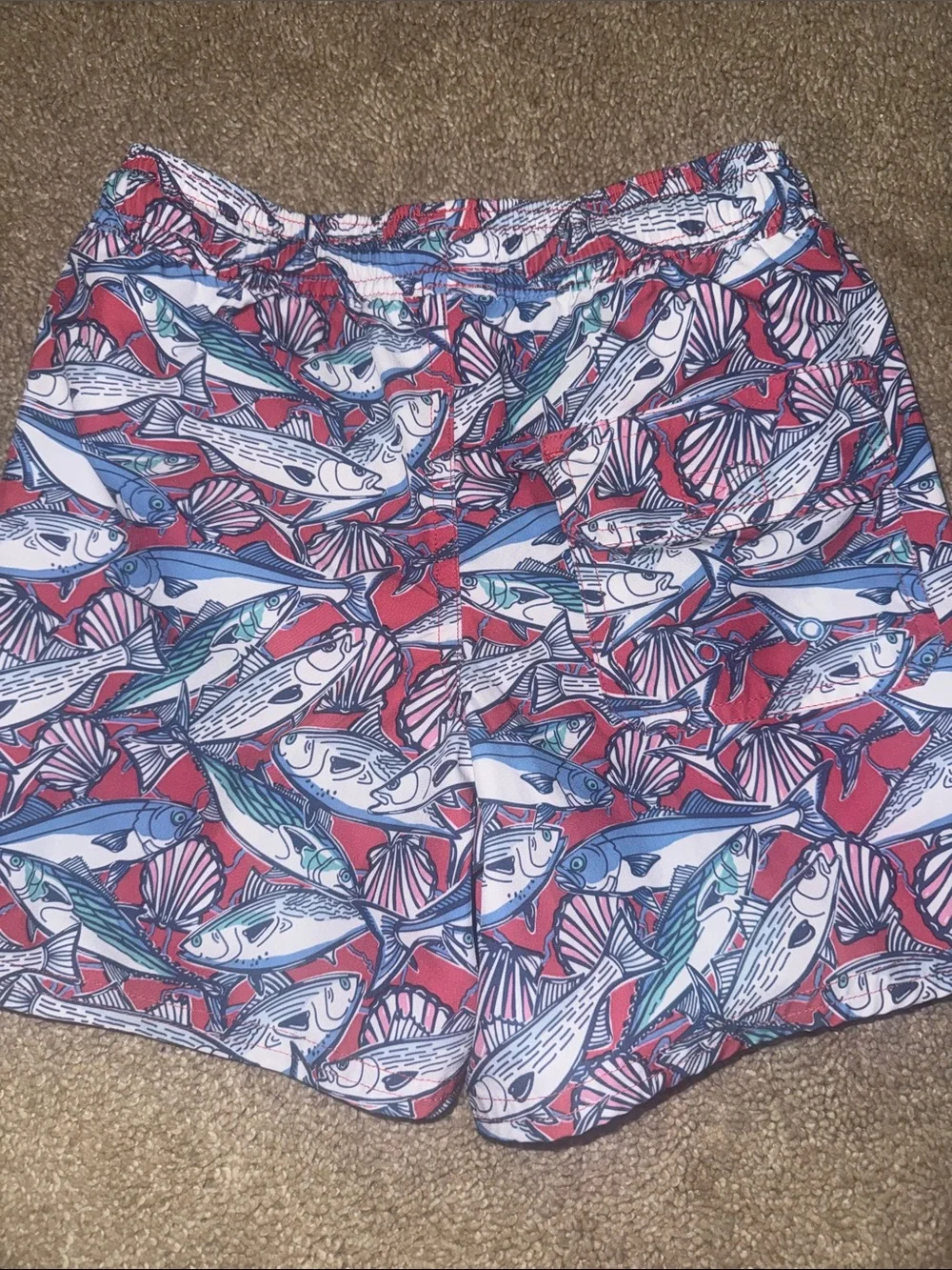 Vineyard Vines kids Red, Blue & White Fish Print Athletic Shorts